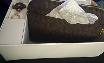 Michael Kors Signature Monogram Brown Small Crossbody Zip Bag Charm Set