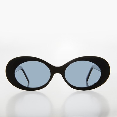 black classic sunglasses