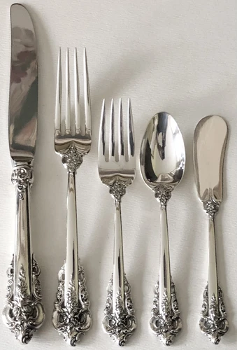 5 PC NEAR MINT TRUE DINNER SETTING WALLACE GRANDE BAROQUE STERLING FLATWARE SET