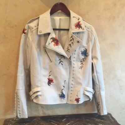 Vigoss White Faux Leather Flower Moto Jacket Size Small