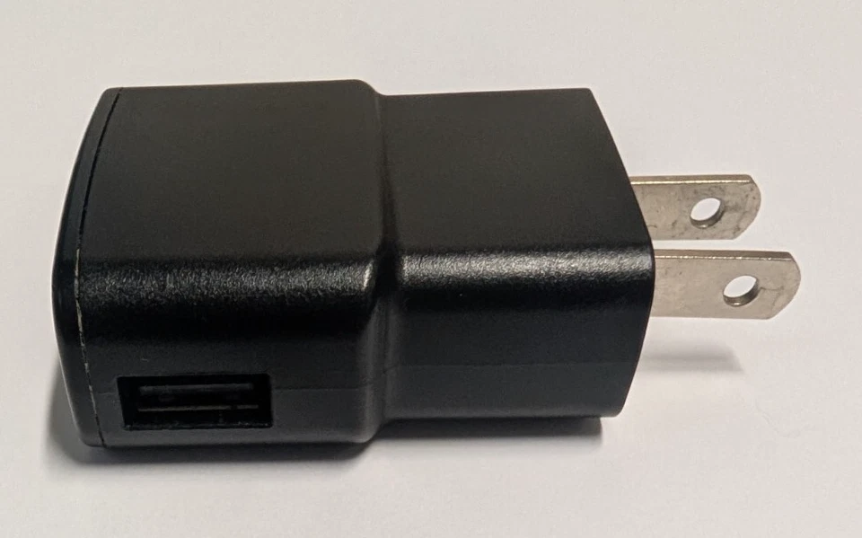 Genuine Samsung USB Cell Phone Wall Charger (Multiple Models) - Model ETA0U60JBE - Image 3 of 3