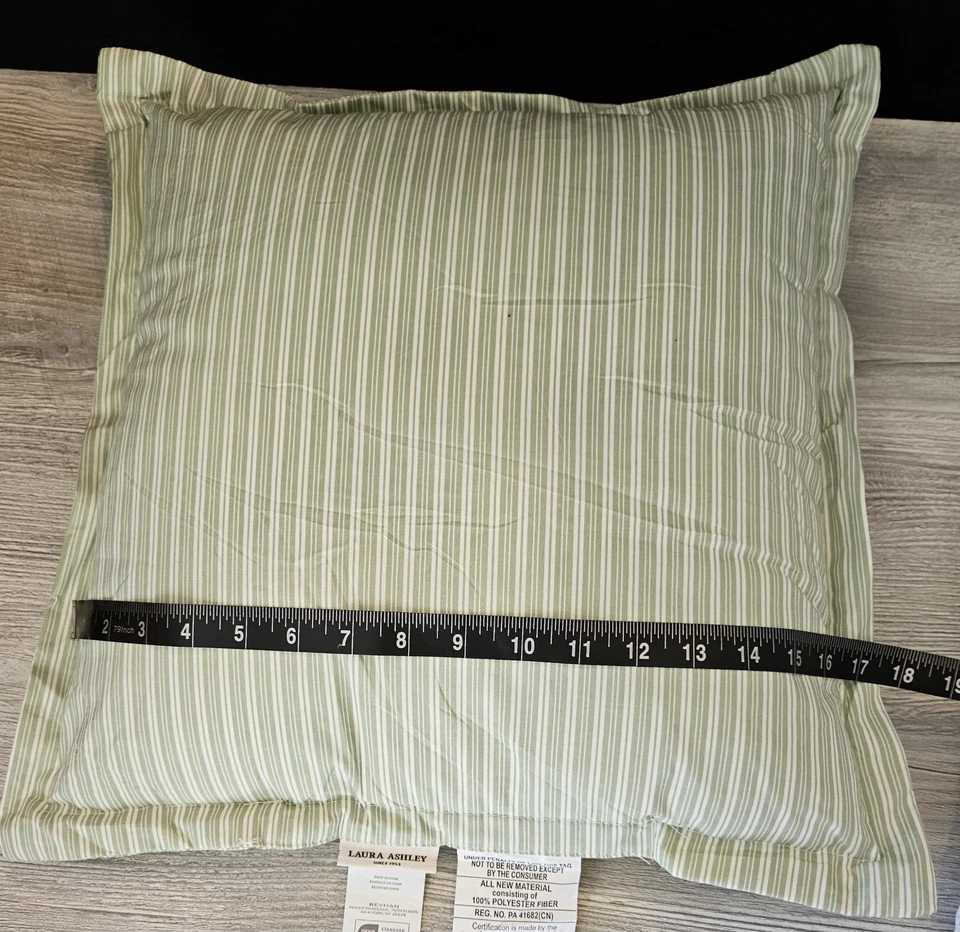 Laura Ashley Amberley 2 枕头绿色和白色条纹枕头小屋 — 第 4/4 张图片