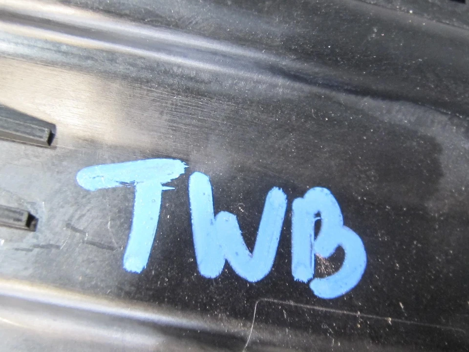 07-13 BMW E90 E92 E93 335I BATTERY POWER DISTRIBUTION FUSE TERMINAL 6936655 OEM - Image 2 of 4