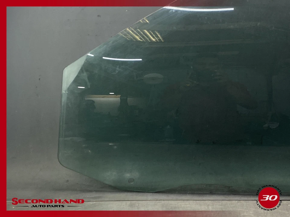 08-18 Dodge Grand Caravan Driver Side Left Front Door Window Glass - Image 2 of 4