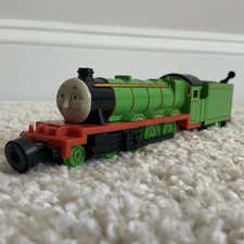 Thomas & Friends Bandai TECS Gold Rail Diecast Henry Train