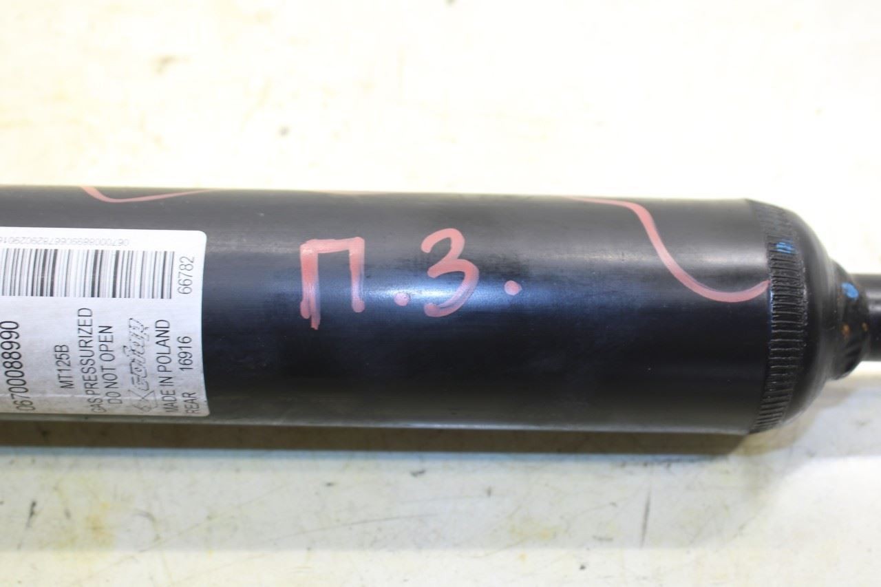 2017-21 Maserati Ghibli 3.0L RWD Rear Passenger Right Side Shock Strut Absorber