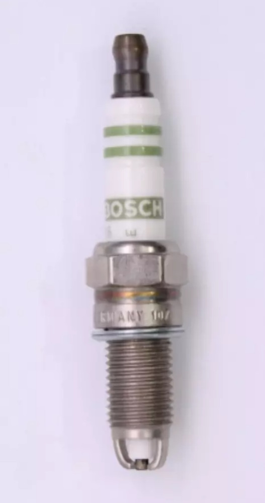 2003-2007 BMW R1100 R1150 R1200 F650 Bosch YR6LDE Spark Plugs 12127681415 QTY3