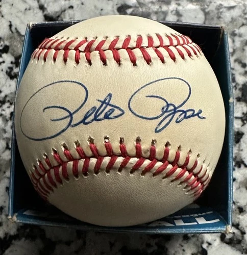 PETE ROSE  AUTOGRAPHED ON A BART GIAMIATTI  BASEBALL  AUTHENTICATED by PSA