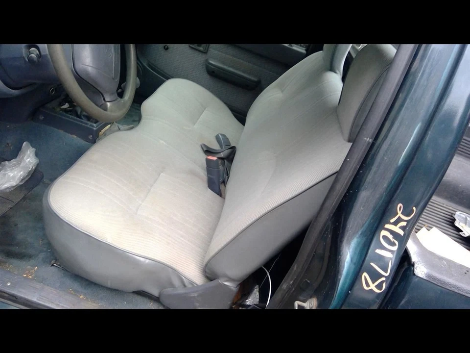 95-00 TOYOTA TACOMA PASSENGER RIGHT FENDER PAINT FADED GRN-751 - Image 4 of 4