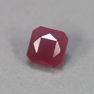 0.66 Cts_Unique Collection_100 % Natural Unheated Pink Spinel_Srilanka
