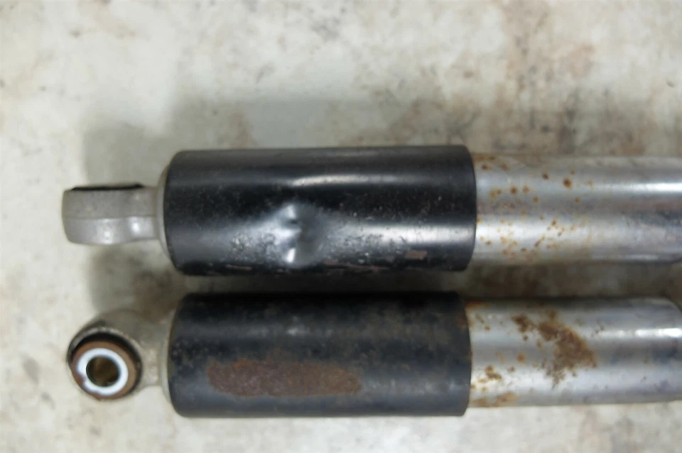 Suzuki T 125 T125 Stinger rear back shocks Springs - Image 2 of 4