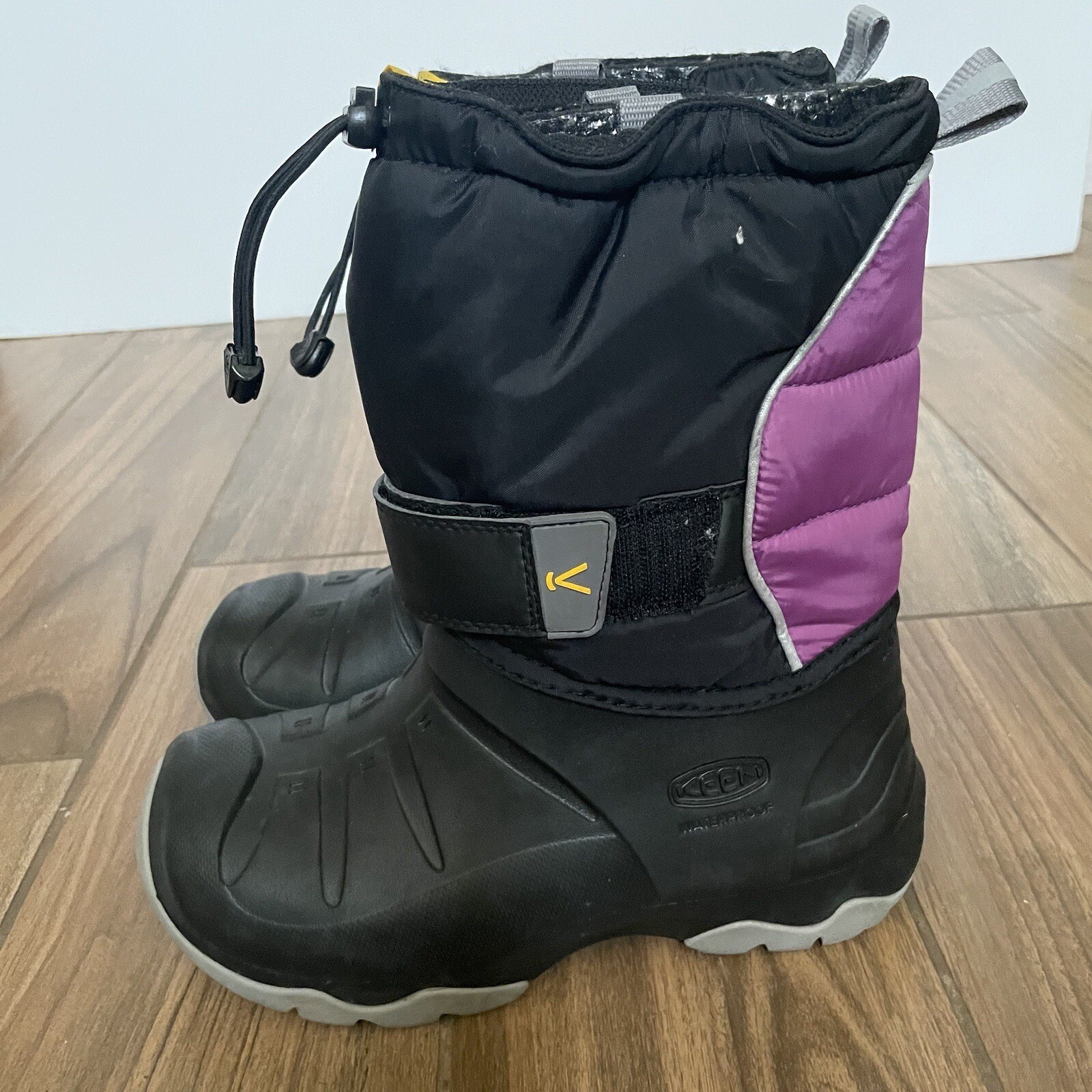 Stivali da neve invernali KEEN Lumi II impermeabili giovani ragazze taglia 5