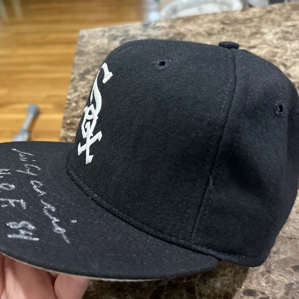 Nuevo con etiquetas Gorra de béisbol ajustada de lana New Era firmada por Luis Aparicio Chicago White Sox Foto 4 de 4