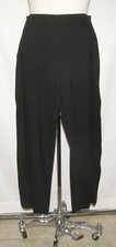 St John "Lexi" Pants Black Ponte Knit, Tonal Piping Trim Ankle Length Cropped 10