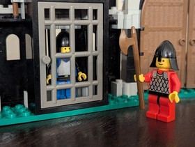 Vintage (1990) LEGO Castle Black Knights set 6059 Knight's Stronghold - RARE