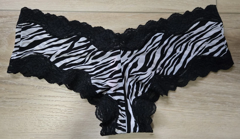 Vintage Victoria's Secret Sexy Little Things Silky Smooth Lace Cheeky Panties M - Image 2 of 3