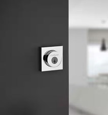 Kwikset Square Contemporary Polished Chrome S...