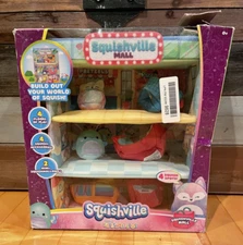 Squishmallows Squishville Mall Large Playset with Mini Faith Heather Plush DMGPK