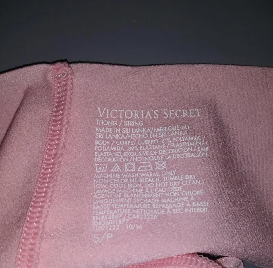 Tanga Vintage Victoria's Secret De Colección Suave Rubor Femenino Desnudo Rosa Pequeña Linda S Foto 3 de 4