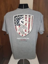 Non-Typical By Drake Men's Gray T Shirt Size Large Hunting Pullover Casual Logo 