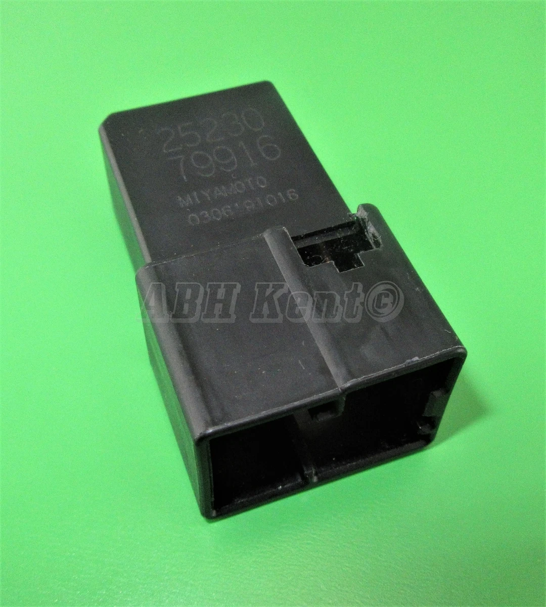 271-Genuine Nissan 5-Pin Multi -Use Black Relay 25230-79916 