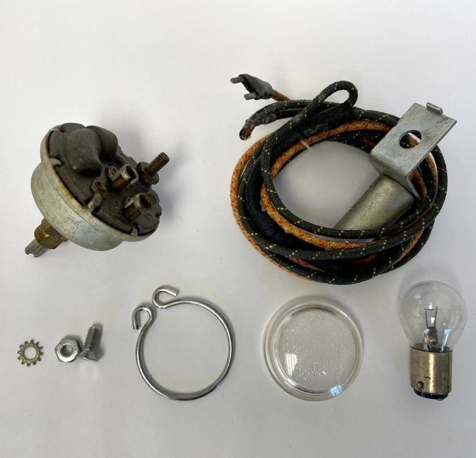 1951-1952 Dodge Wayfarer Coronet карта и любезность лампа пакет 1383767 новый из старых запасов. - Изображение 4 из 4