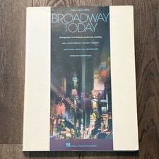 BROADWAY TODAY Songbook 42 Songs from 15 Musicals Piano/Vocal/Guitar Hal Leonard