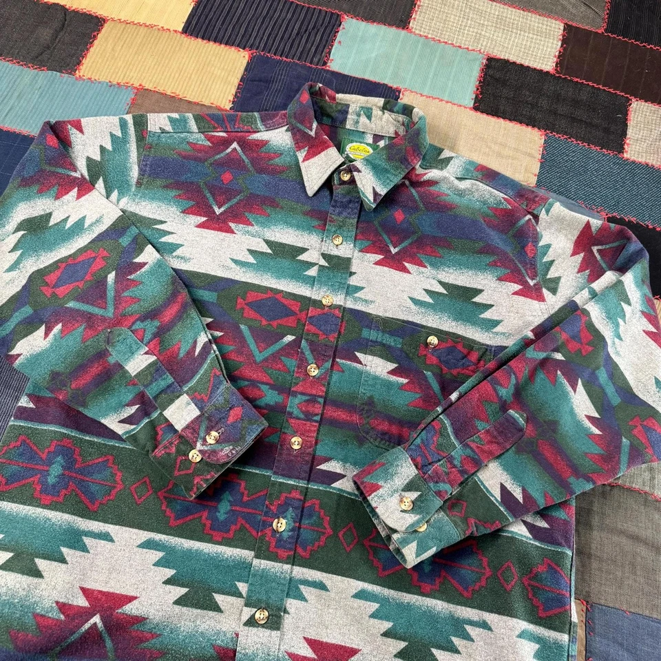 Vintage 2000's Cabelas Southern Aztec Patterned Flannel Button Up Shirt Size XL - Image 2 of 4