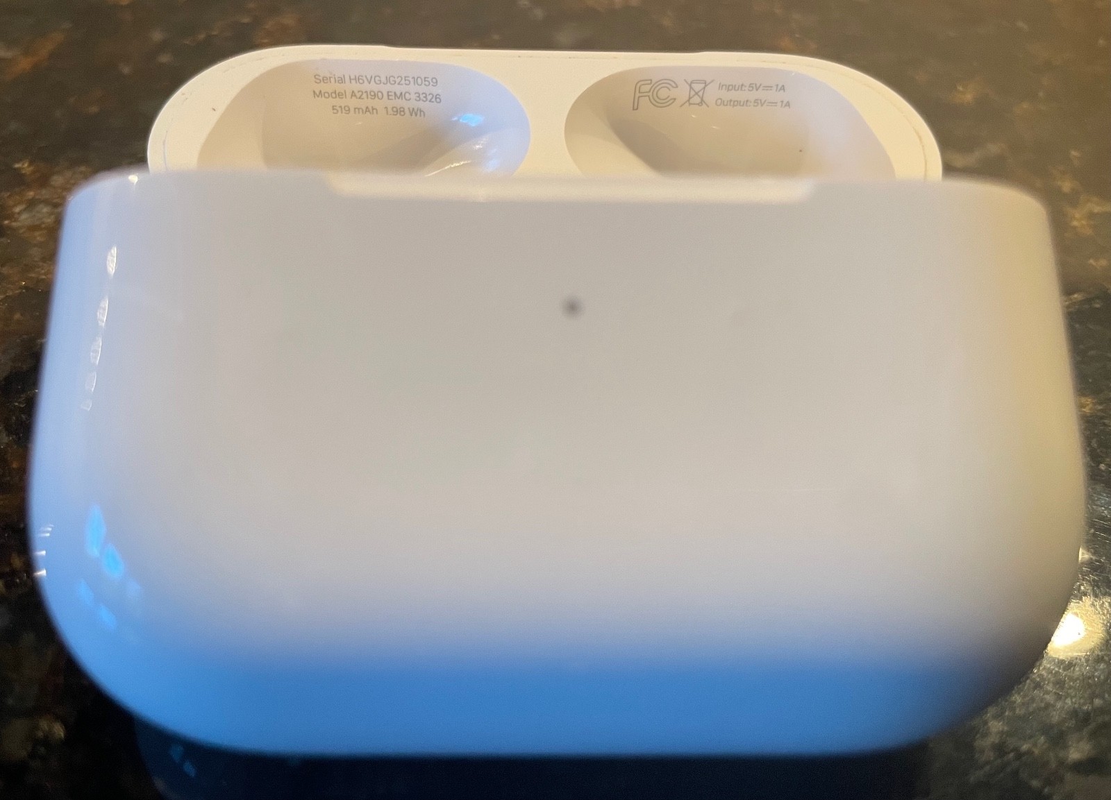 Apple AirPods Pro 1 Case, Box, and 2pr Tips (S&M) - A2190 - Excellent Condition-image