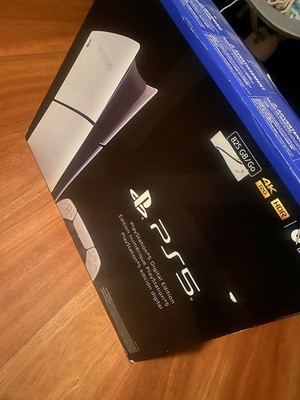 Sony PS5 Digital Edition Console 825GB 4K HDR White CFI-1015B