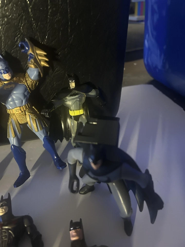 Lote Figuras de Acción Batman Kenner DC Comics Años 90 De Colección Varios Estilos Accesorios Foto 4 de 4