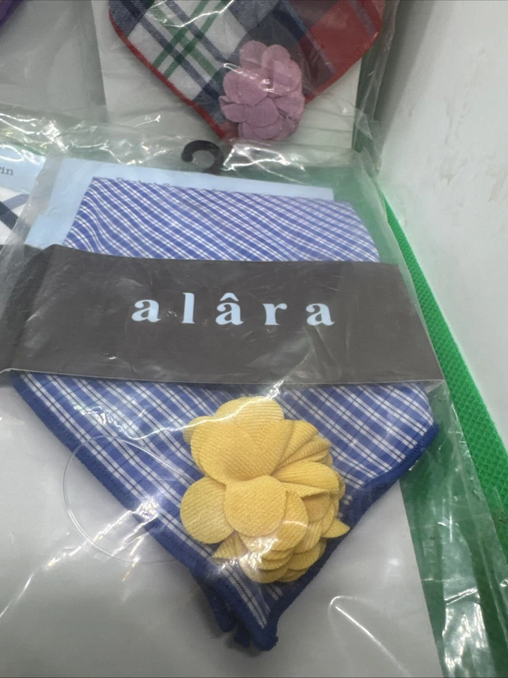 LOTE de 4 solapas cuadradas de bolsillo y solapas para hombre Nordstrom Rack Alara precio de venta sugerido por el fabricante 59,88 A USD Foto 2 de 4