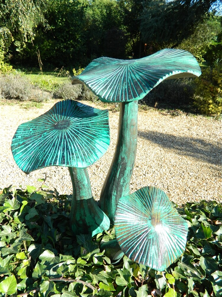 Wooden Mushroom Toadstool  Carving Set of 3 Flat Mushrooms 35/25/20cm Green