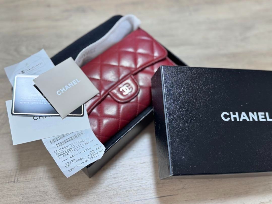 CHANEL ワインレッド 長財布 認証カード付き CHANEL Classic Quilted Card Holder Wallet Caviar Leather Burgundy