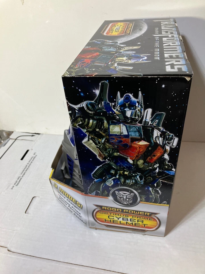 Hasbro Transformer Optimus Prime Talking Voice Changing Helmet Mask - Image 4 of 4