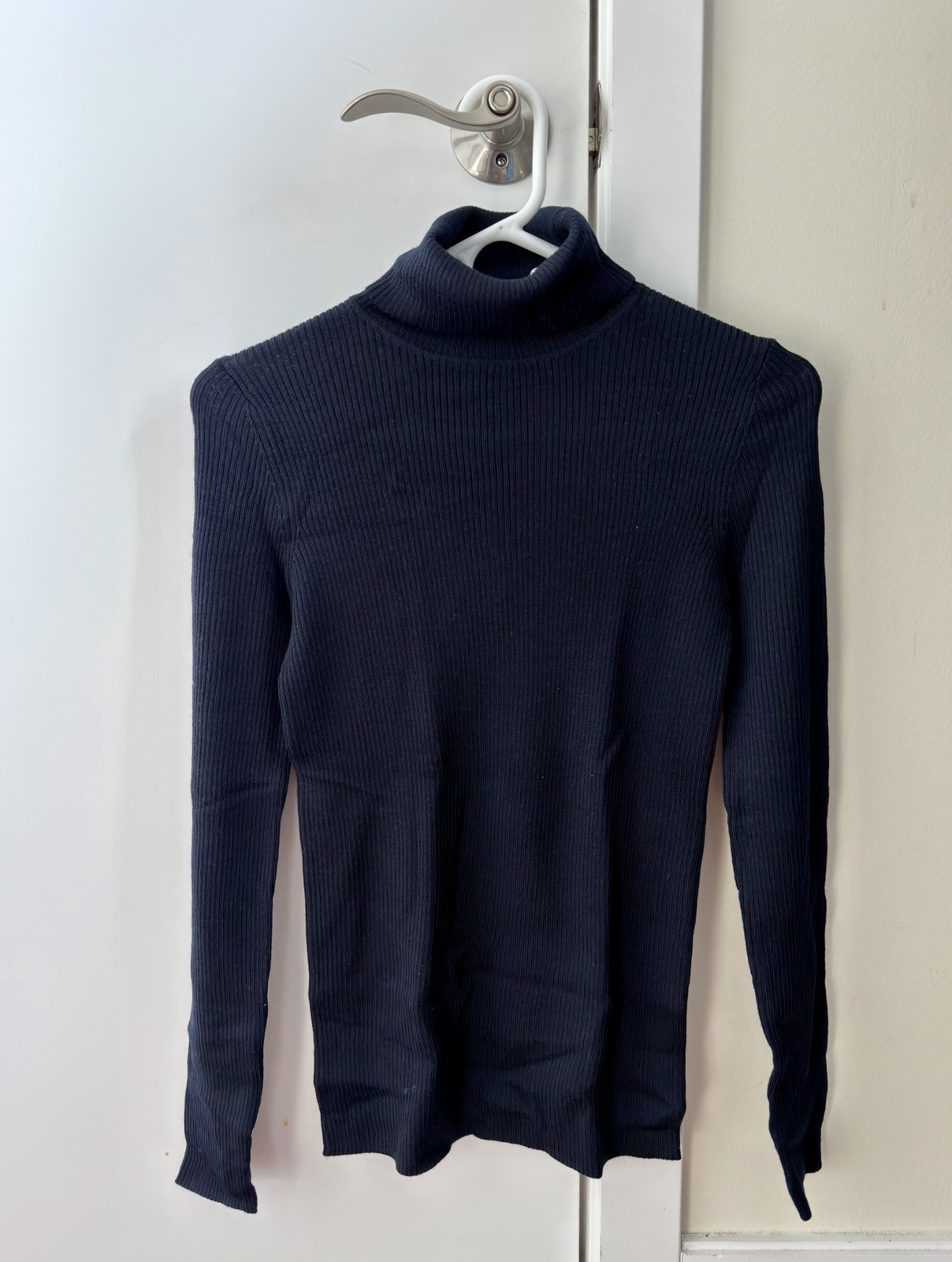 Uniqlo Merino Wool Ribbed Turtleneck Sweater