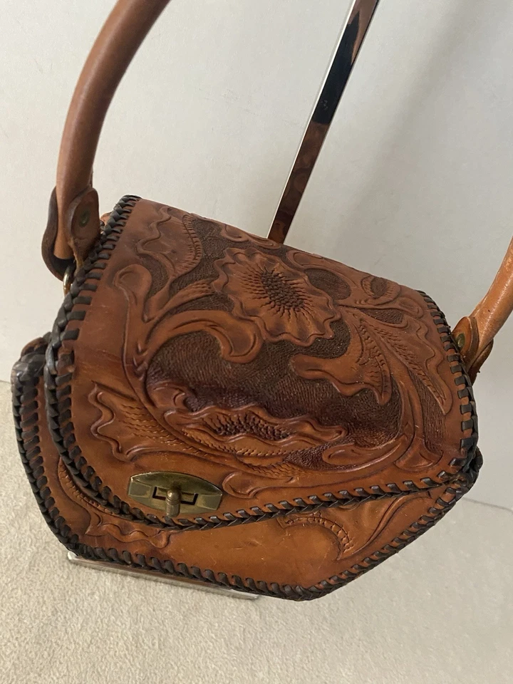 Bolso de mano vintage artesanal de cuero genuino con herramientas floral boho Foto 3 de 4