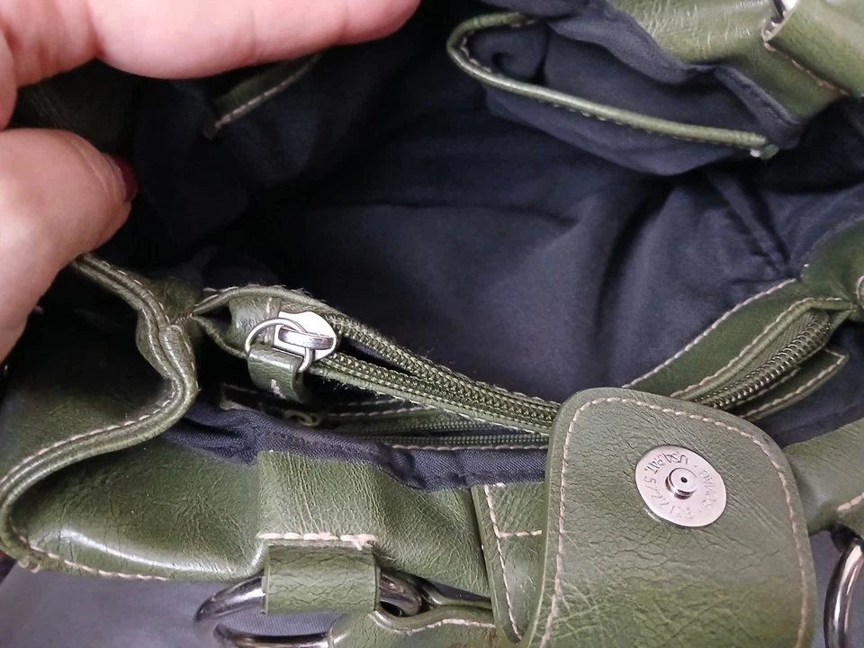 Vintage A New Approach Green Handbag Shoulder Purse Faux Leather - Image 3 of 4