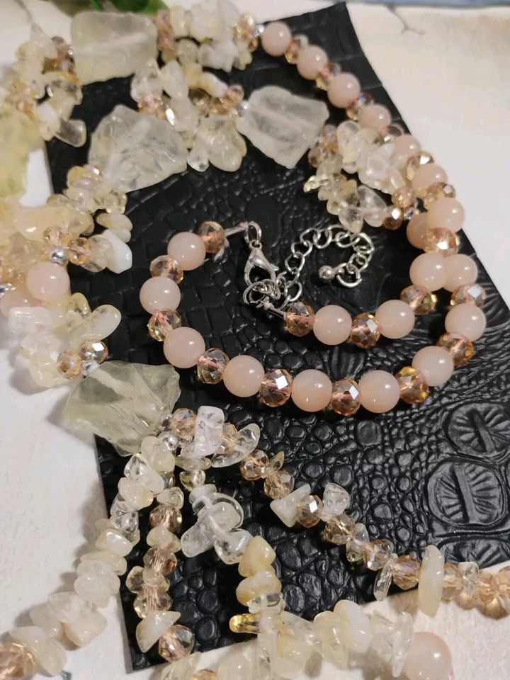 Cuarzo real (tonos pastel) piedra y vidrio ¡Delicia! Collar Grueso "Y" 22"! Foto 2 de 4