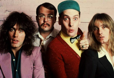 CHEAP TRICK - REFRIGERATOR PHOTO MAGNET 3''-5''