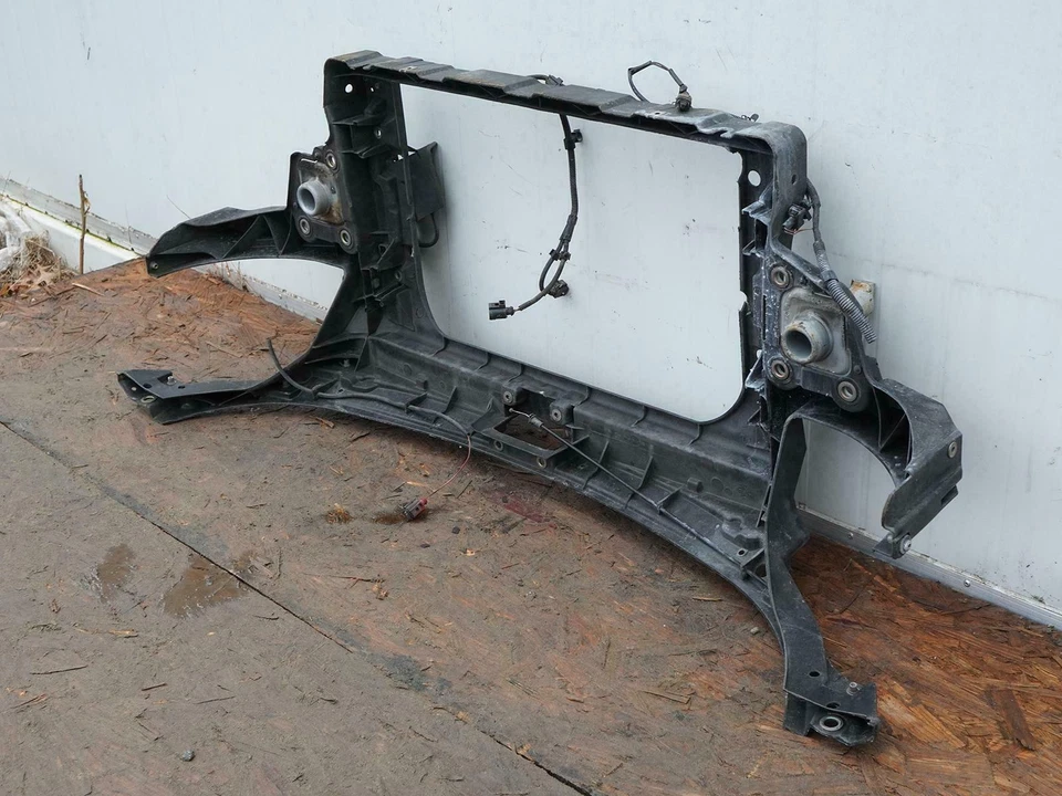 2000 - 2006 Audi Tt 3.2L Quattro Radiator Core Support Brakcet Frame Front Oem Foto 2 de 4