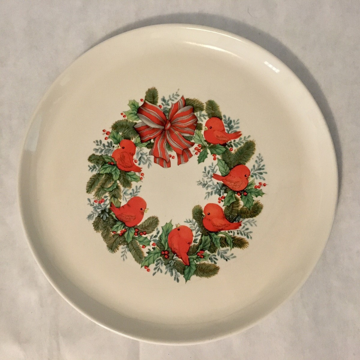 VINTAGE Transfer ware CHRISTMAS Cardinal Bird Wreath Handmade 8
