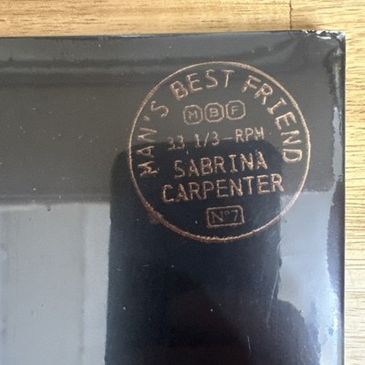 SIGNED Sabrina Carpenter Vinyl LP – MAN'S BEST FRIEND D2C ALT