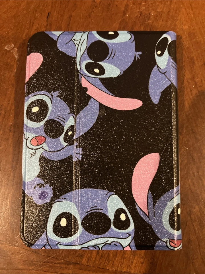 Funda protectora negra para niños Disney Stitch para iPad Mini 8,3” 6ta generación Foto 2 de 3