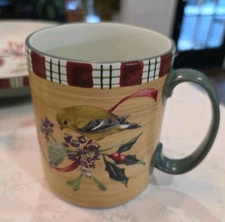 Lenox Christmas Goldfinch Winter Greetings Everyday Coffee Tea Mug 12 oz Holly 