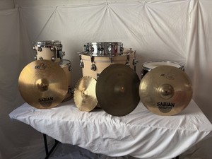 Drum Kit Shell Pack Natural Blonde w/ Pacific Snare Road Runner Cases