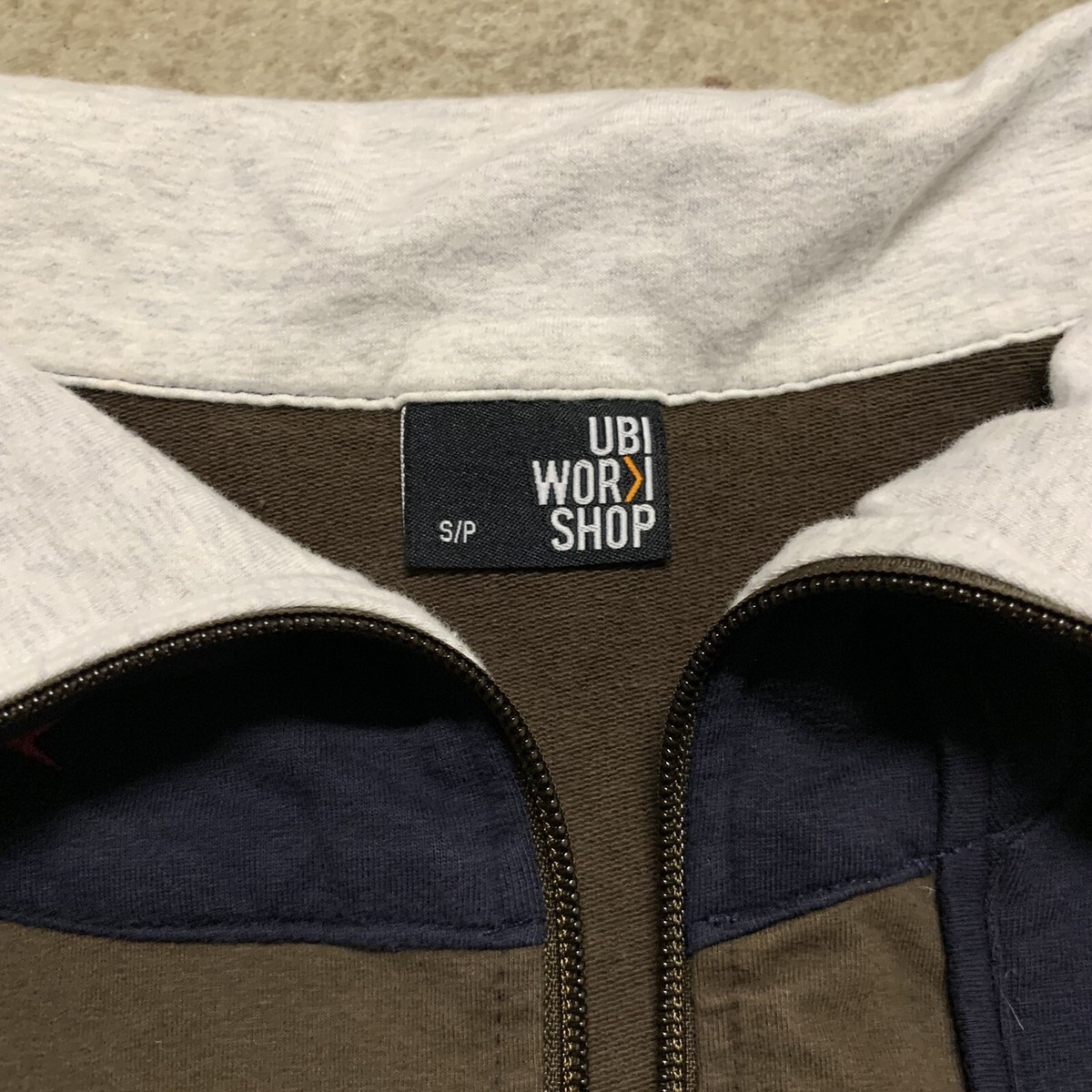 UBI Workshop Assassins Creed Jacket Unity Size Small | eBay