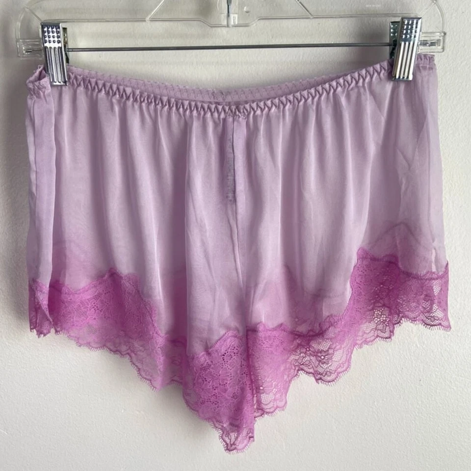 Pantalones Cortos de Encaje Skims Sugar Plum Romance Talla Mediana Nuevos sin Etiquetas Foto 2 de 4