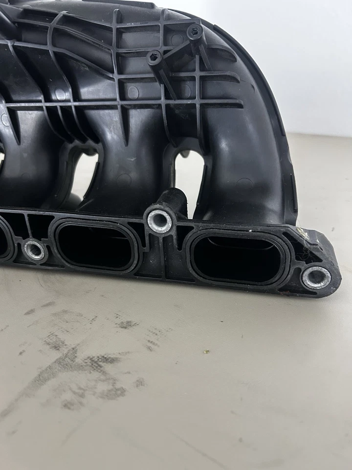 Colector de admisión BMW 335i 135i N54 usado OEM Foto 4 de 4