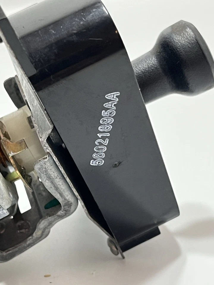 94-97 Dodge Ram Headlight Switch Head light 1500/2500/3500 PN 56021895aa - Image 2 of 4